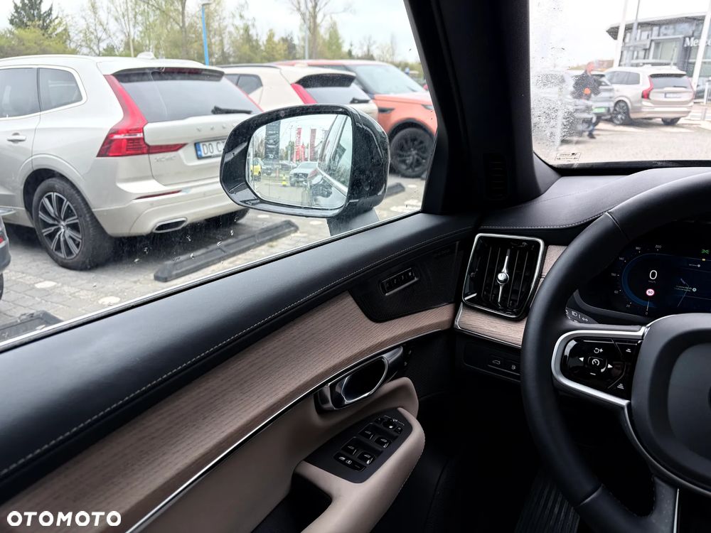 Volvo XC 90 T8 AWD Plug-In Hybrid Plus Bright 7os - 9