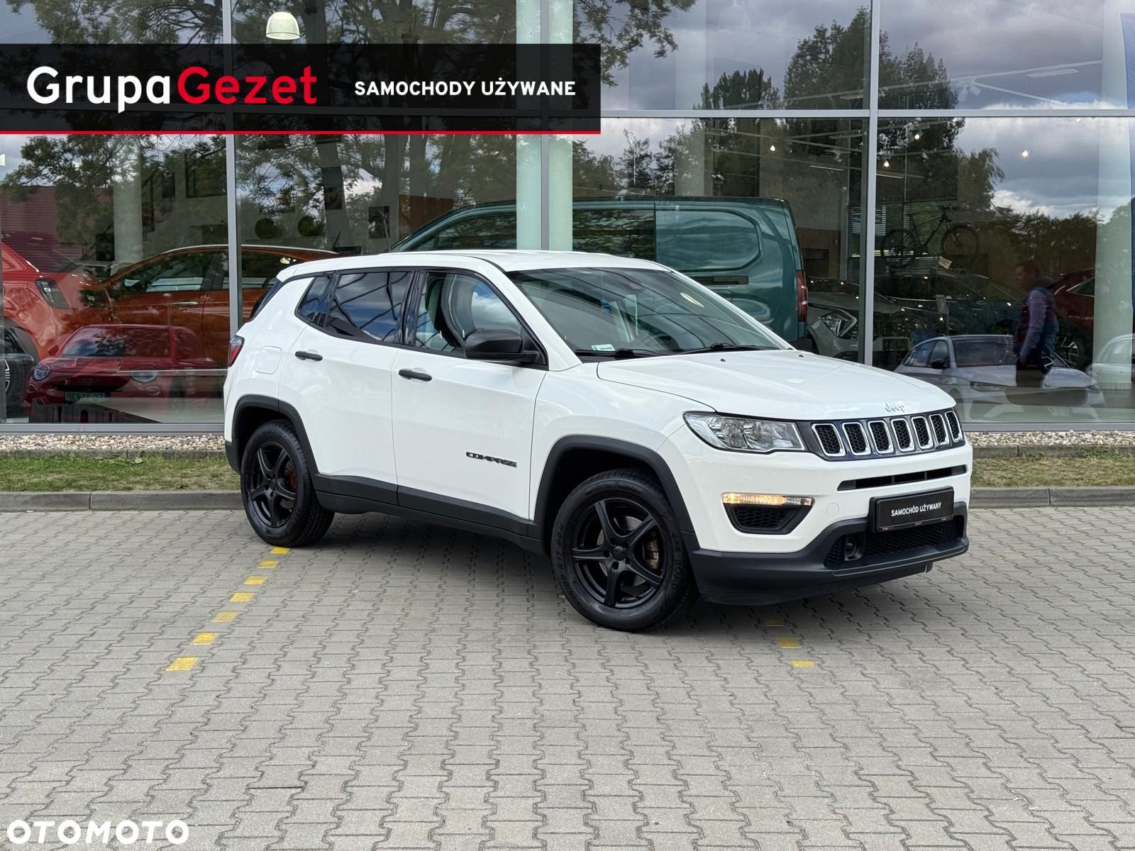 Jeep Compass - 1