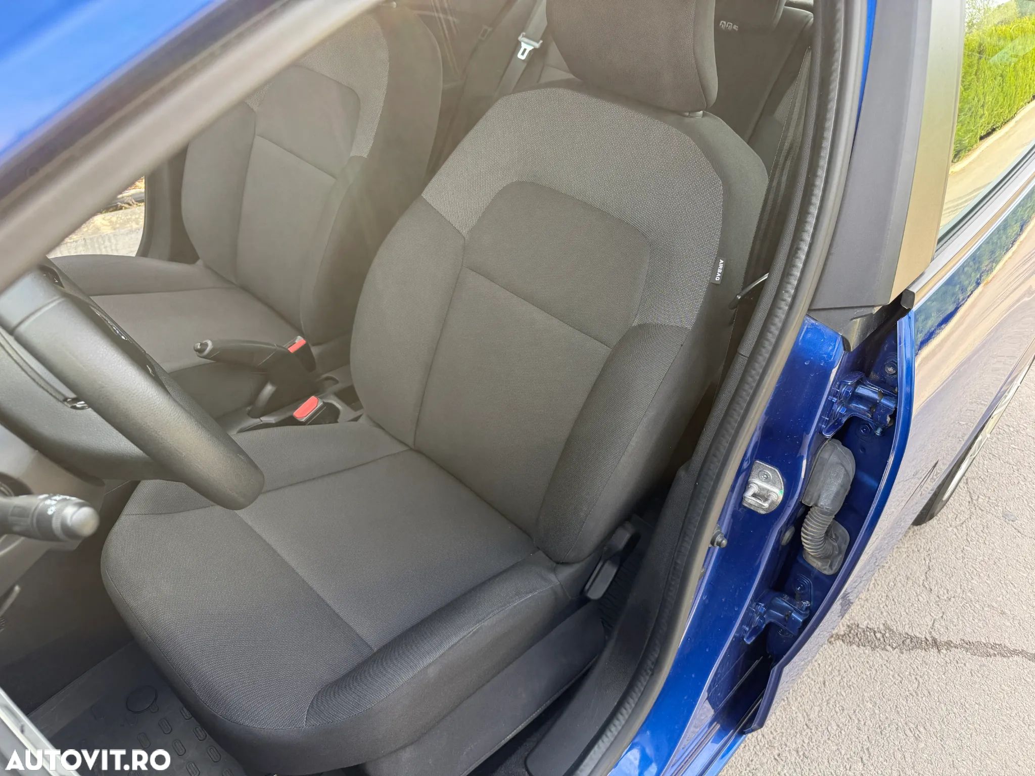 Dacia Logan TCe 90 Essential - 20