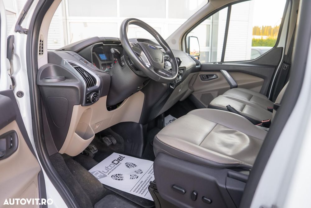 Ford Tourneo Custom - 7