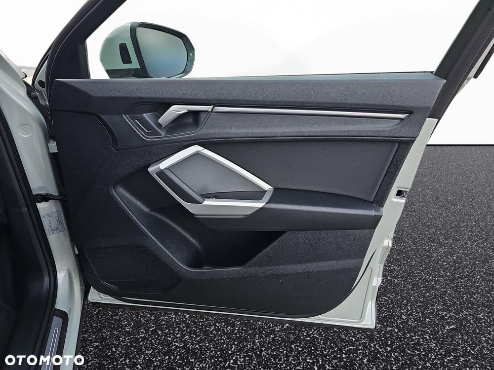 Audi Q3 Sportback - 21