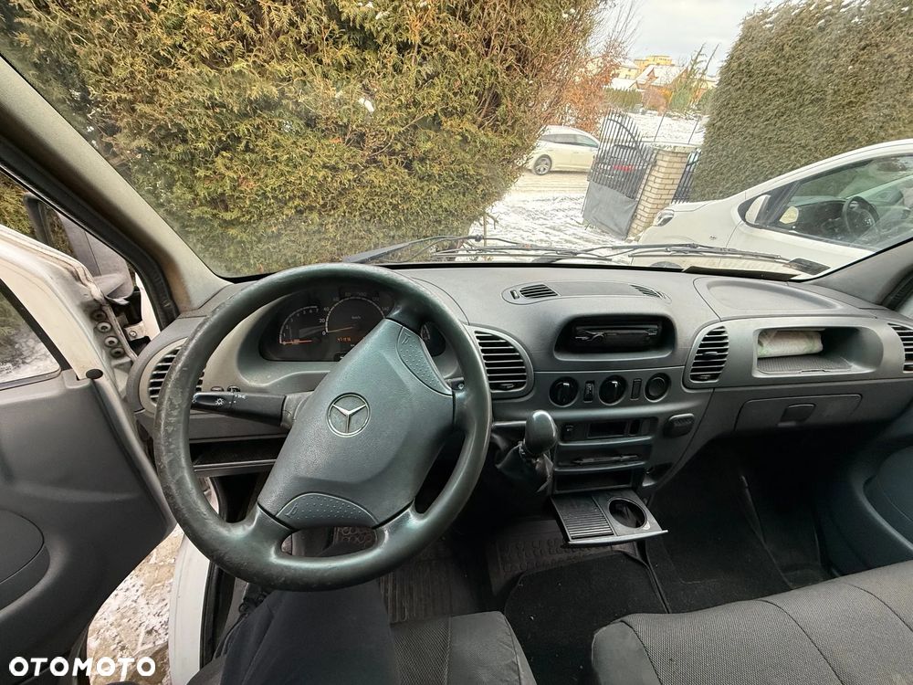 Mercedes-Benz Sprinter - 6