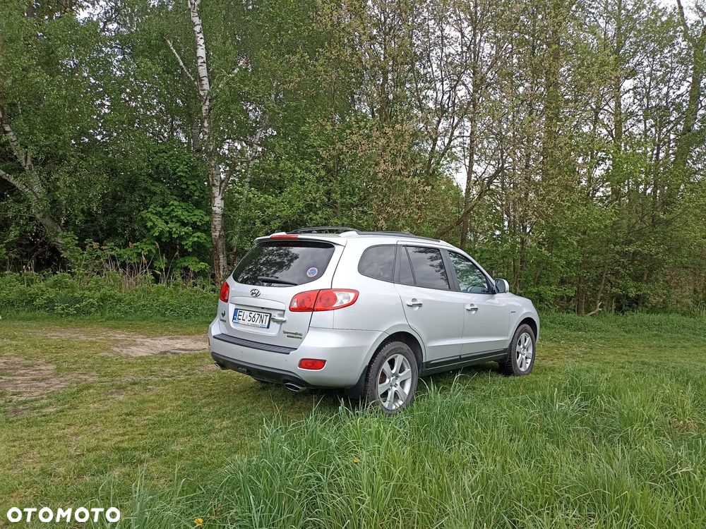 Hyundai Santa Fe - 4