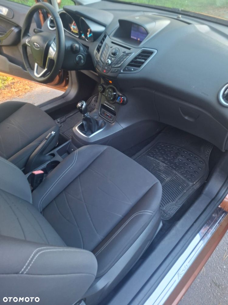 Ford Fiesta 1.5 TDCi St&St Ambiente - 4