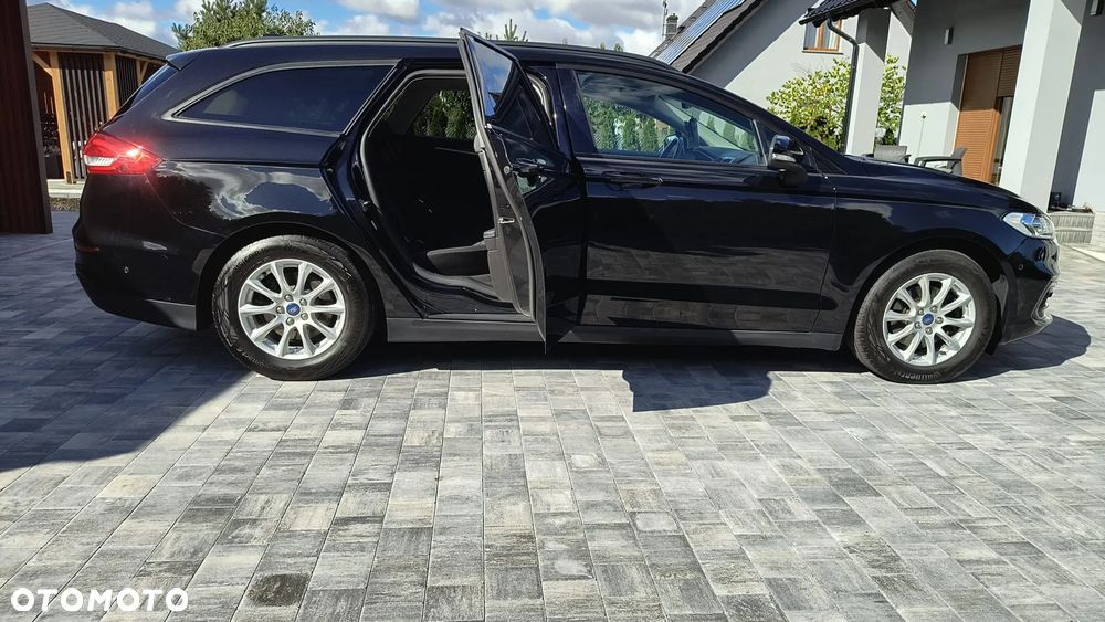 Ford Mondeo - 10