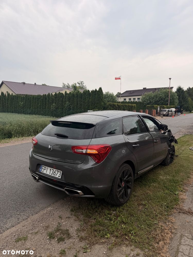 Citroën DS5 1.6 THP SportChic - 5