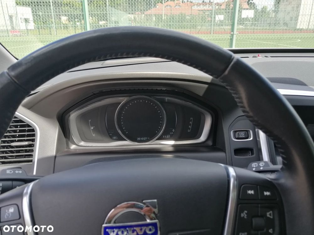 Volvo XC 60 T5 AWD Momentum EU6 - 14