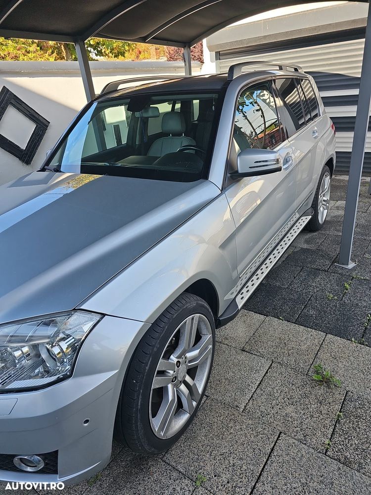 Mercedes-Benz GLK 350 4MATIC - 1