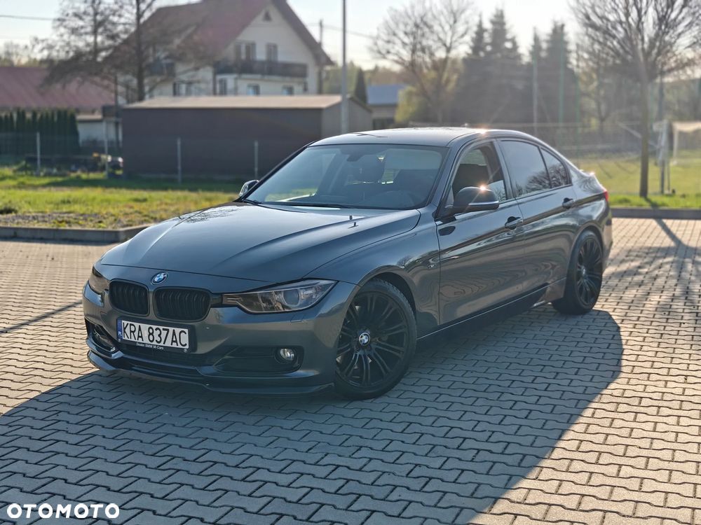 BMW Seria 3 320d Sport Line - 1