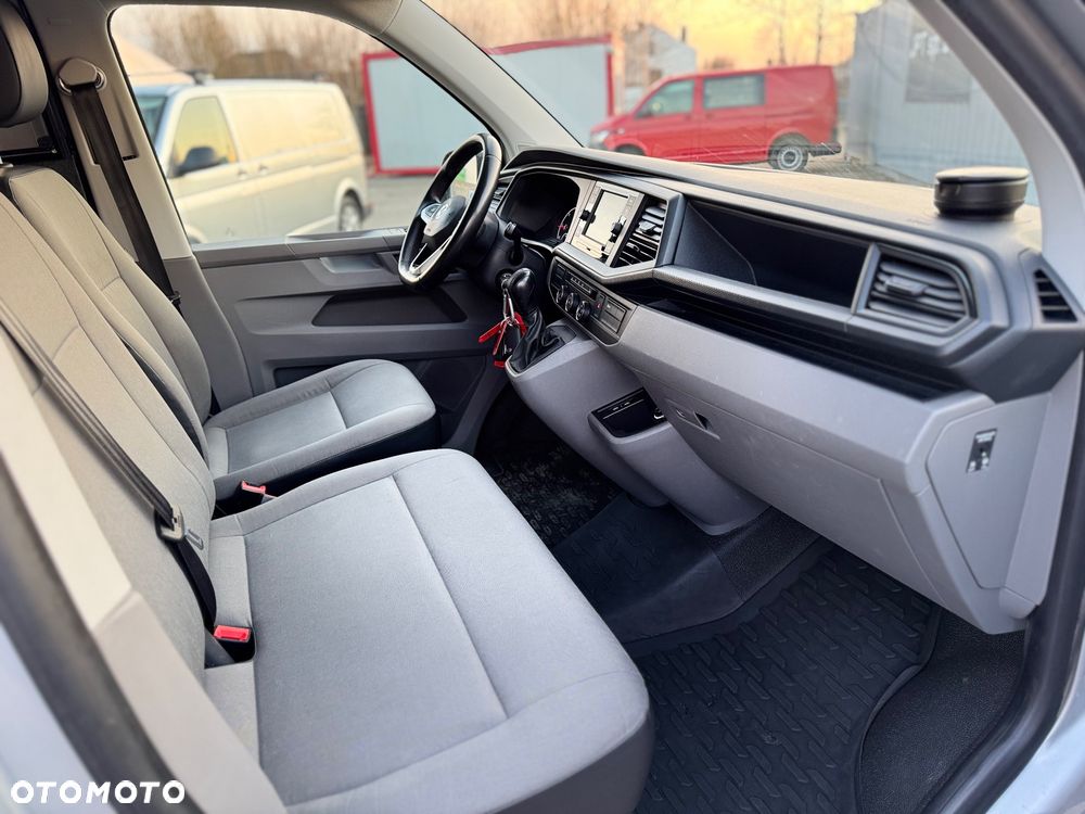 Volkswagen Transporter - 16
