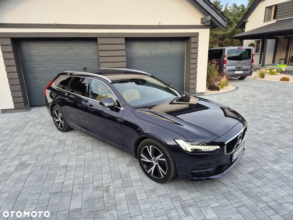 Volvo V90 D3 Momentum Pro - 16