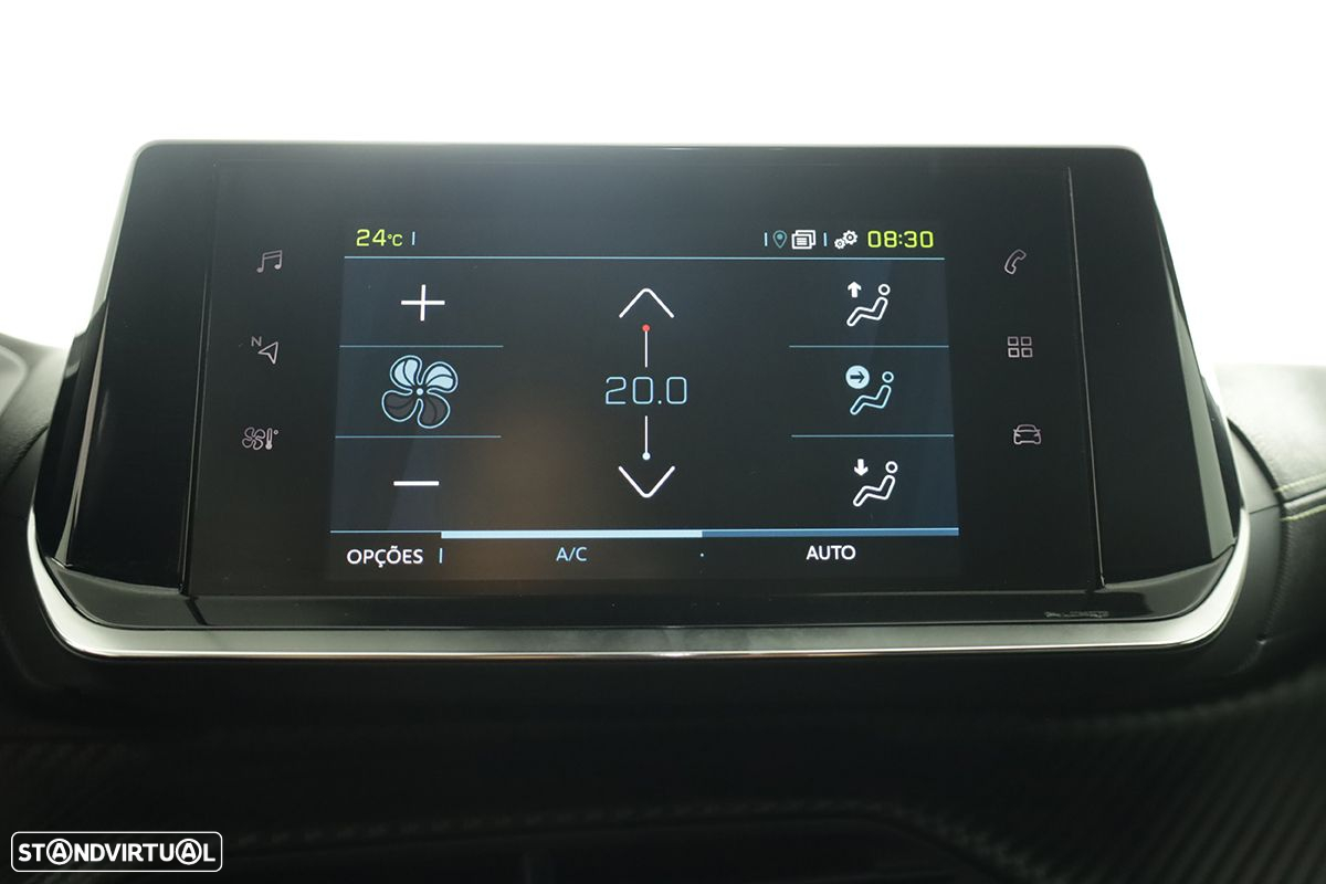 Peugeot e-2008 50 kWh GT - 13