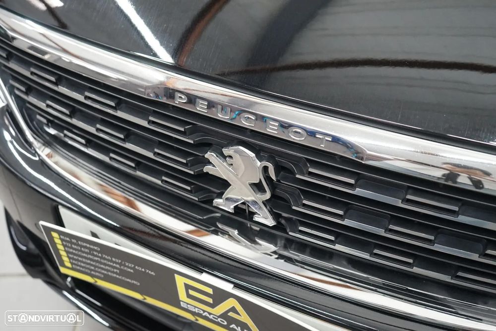 Peugeot 308 1.2 PureTech Allure Pack - 5