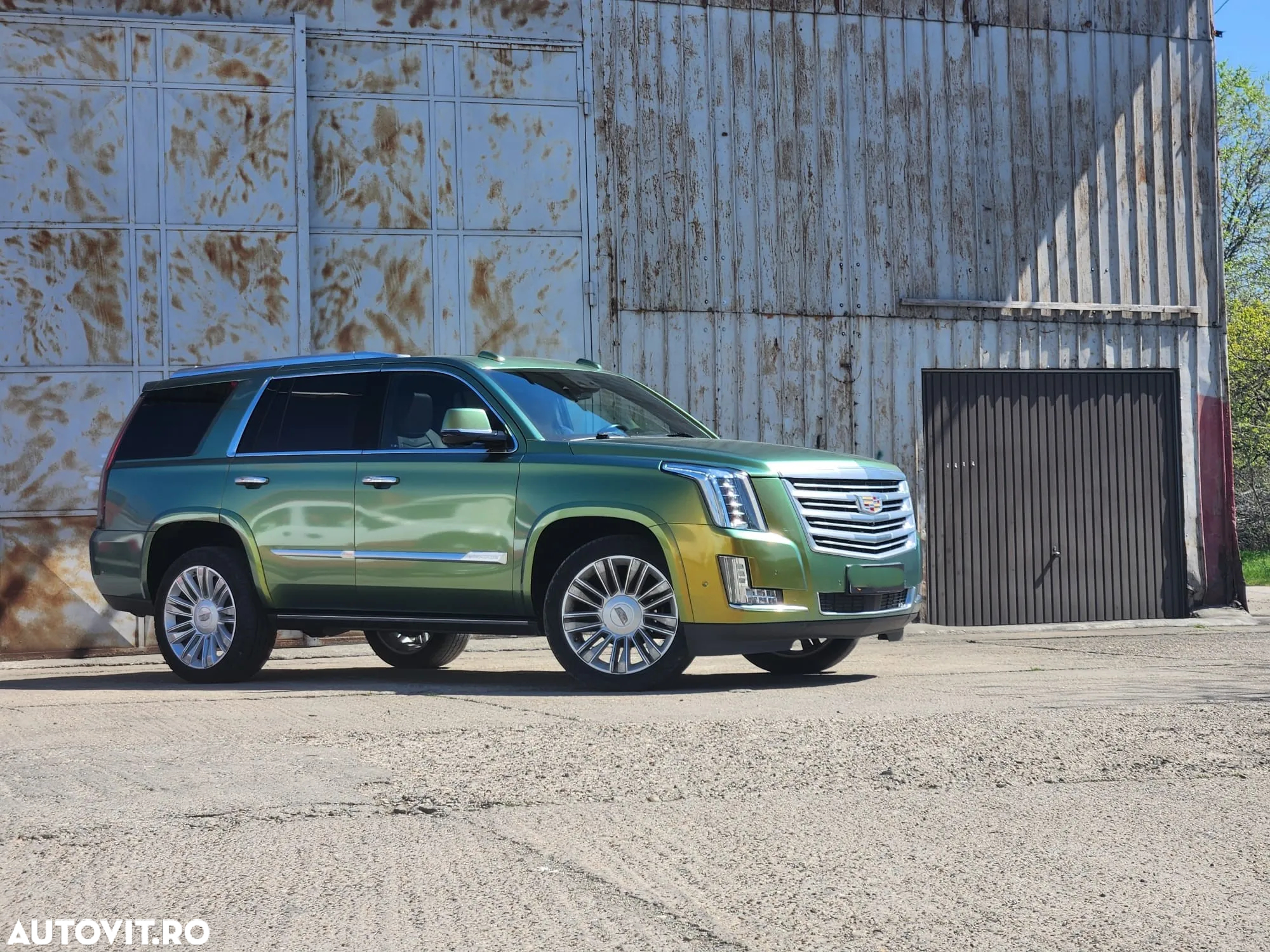 Cadillac Escalade 6.2 V8 AWD AT Platinum - 15