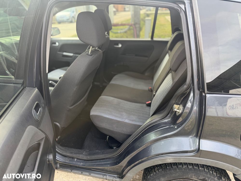 Ford Fusion 1.4 Ambiente - 6