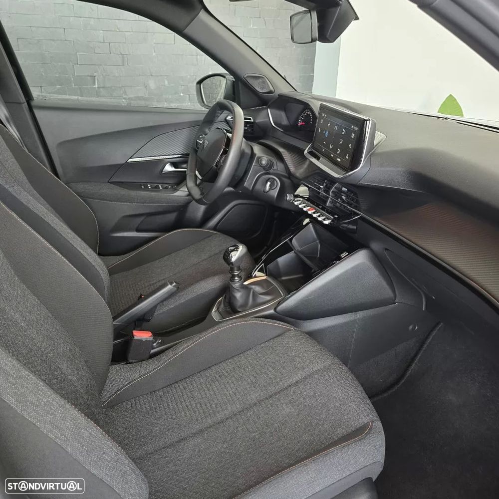 Peugeot 2008 1.2 PureTech Style - 8
