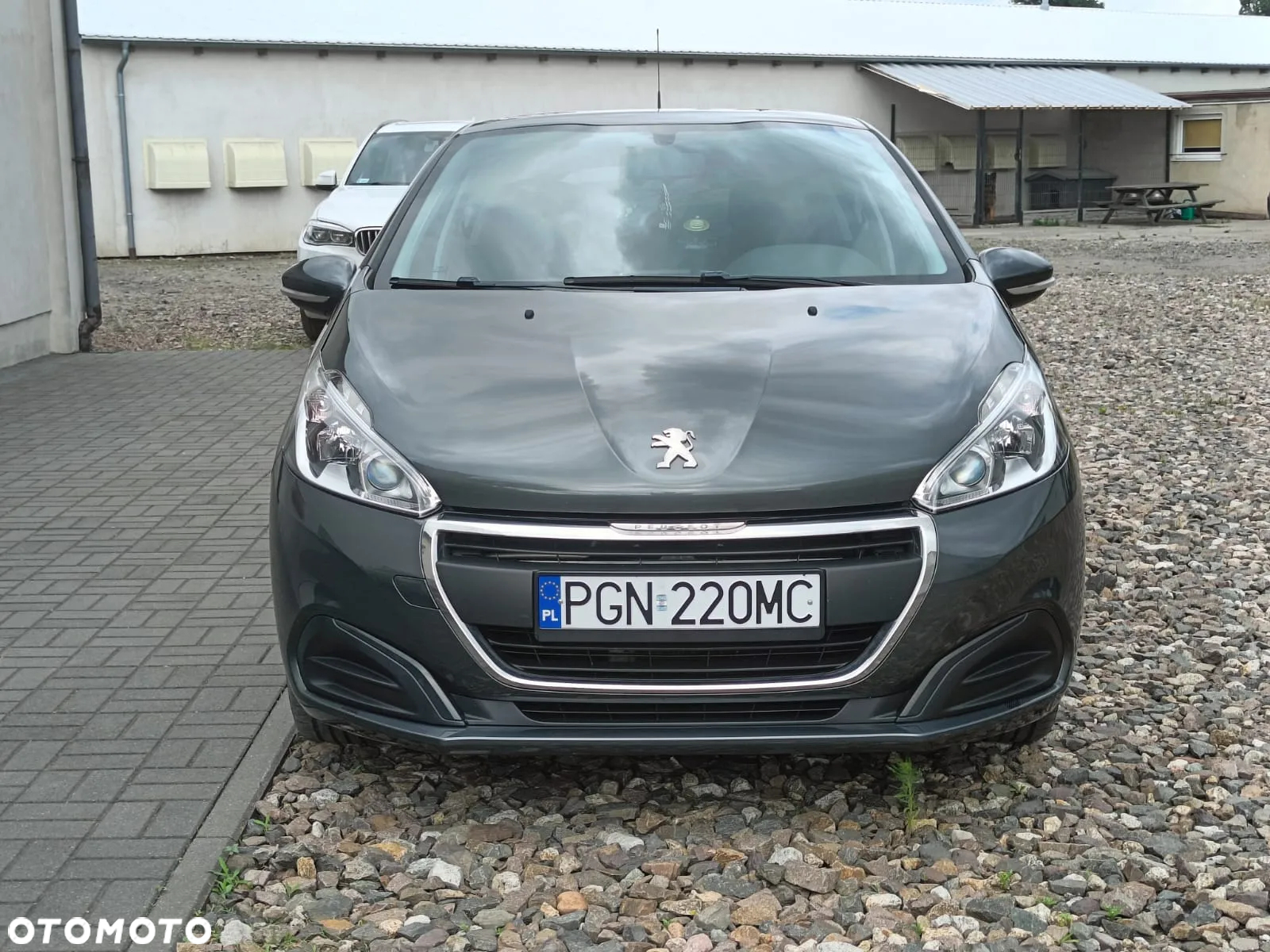 Peugeot 208 1.2 PureTech Allure - 2
