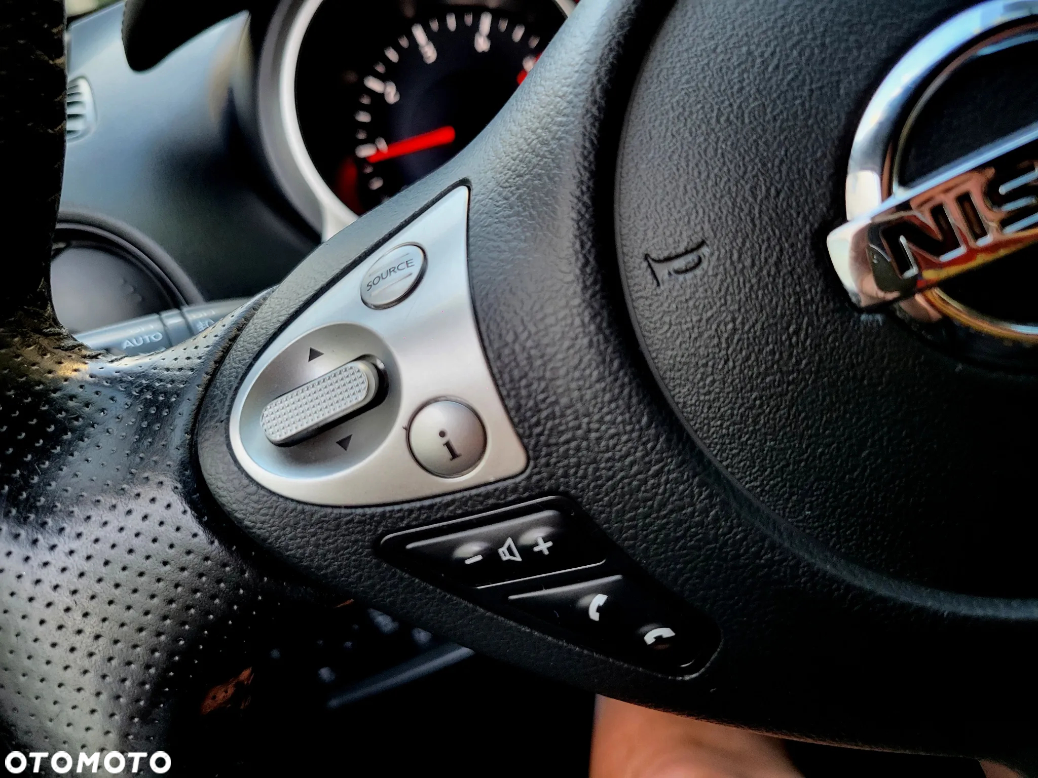 Nissan Juke - 36