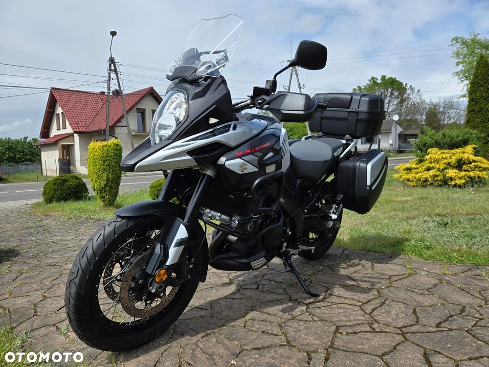 Suzuki V-STROM - 4