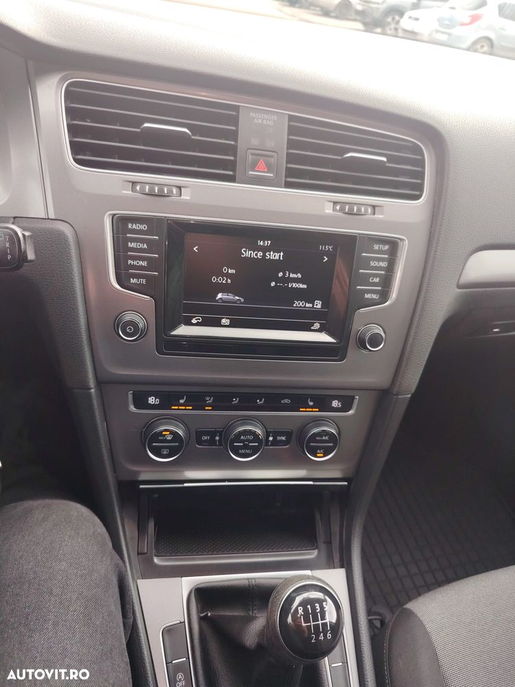 Volkswagen Golf 1.2 TSI BMT Trendline - 10