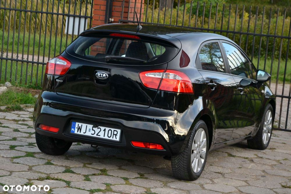 Kia Rio 1.2 Dream Team Edition - 13