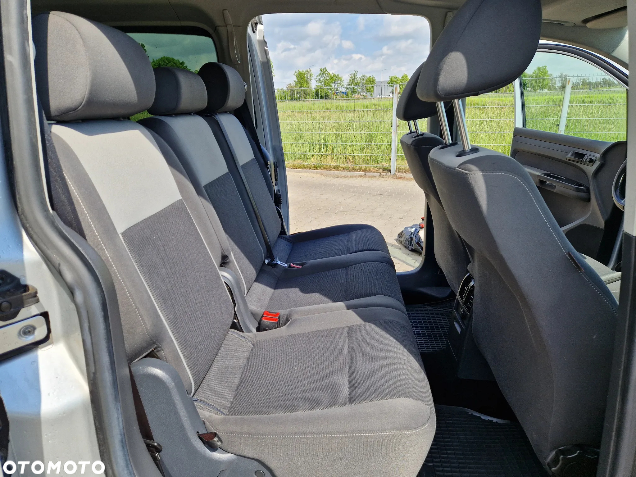 Volkswagen Caddy Maxi 1.6 TDI Comfortline - 13