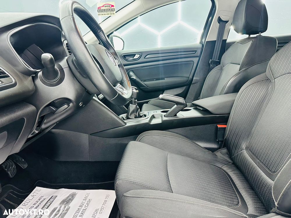 Renault Megane BLUE dCi 115 BUSINESS EDITION - 13