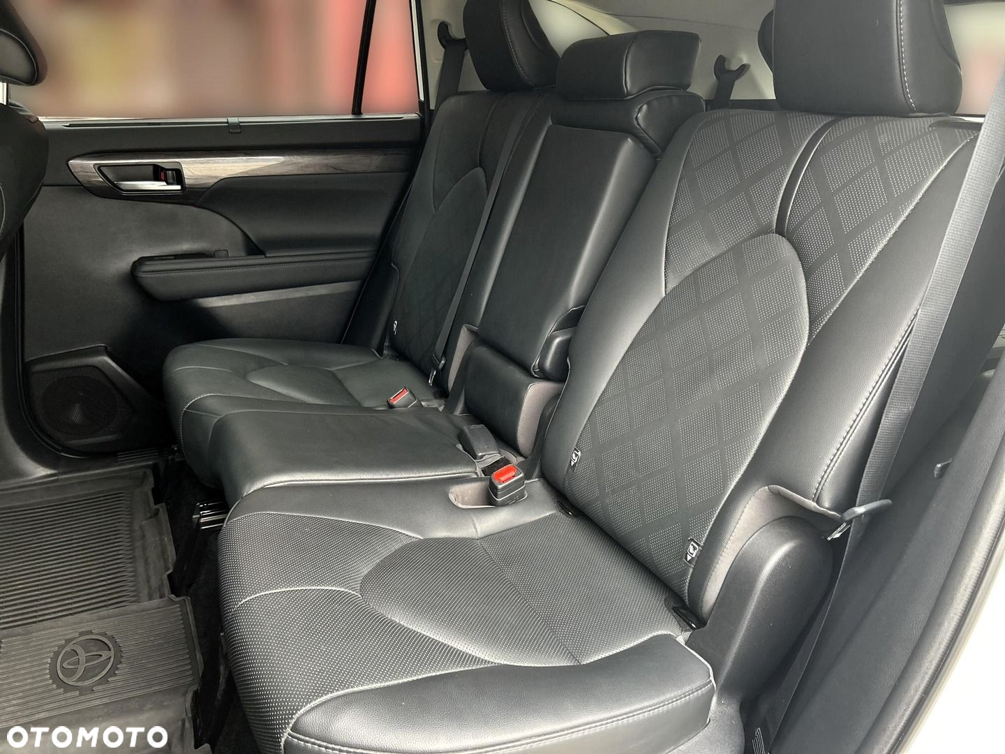 Toyota Highlander - 15