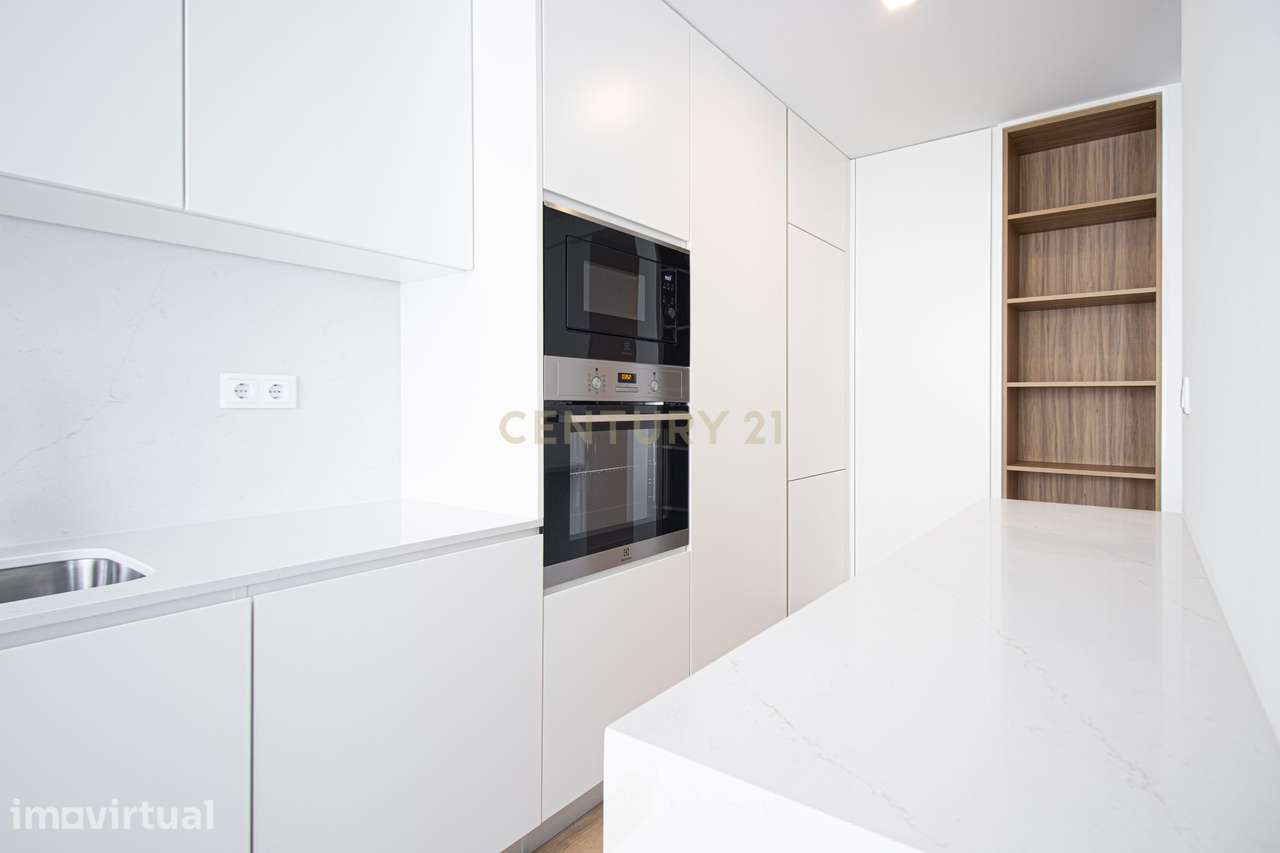 Apartamento T2 Remodelado em Moscavide - Grande imagem: 2/39
