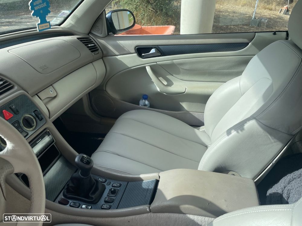 Mercedes-Benz CLK 200 Elegance - 11