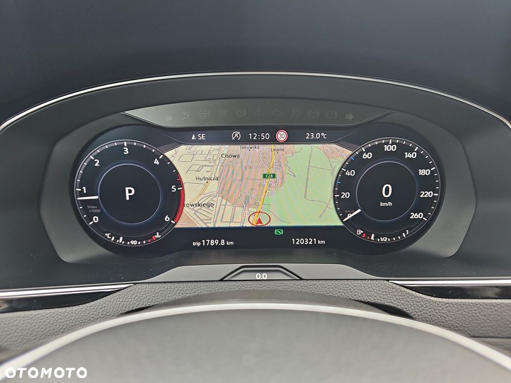 Volkswagen Passat - 19