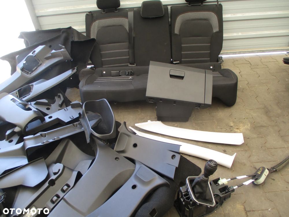 DACIA SANDERO STEPWAY III kanapa plastiki wnętrze - 3