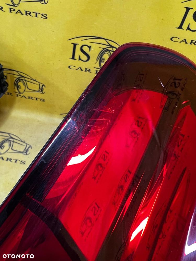 LAMPA TYŁ TYLNA LEWY LEWA TOYOTA HILUX VIII 8 - 9