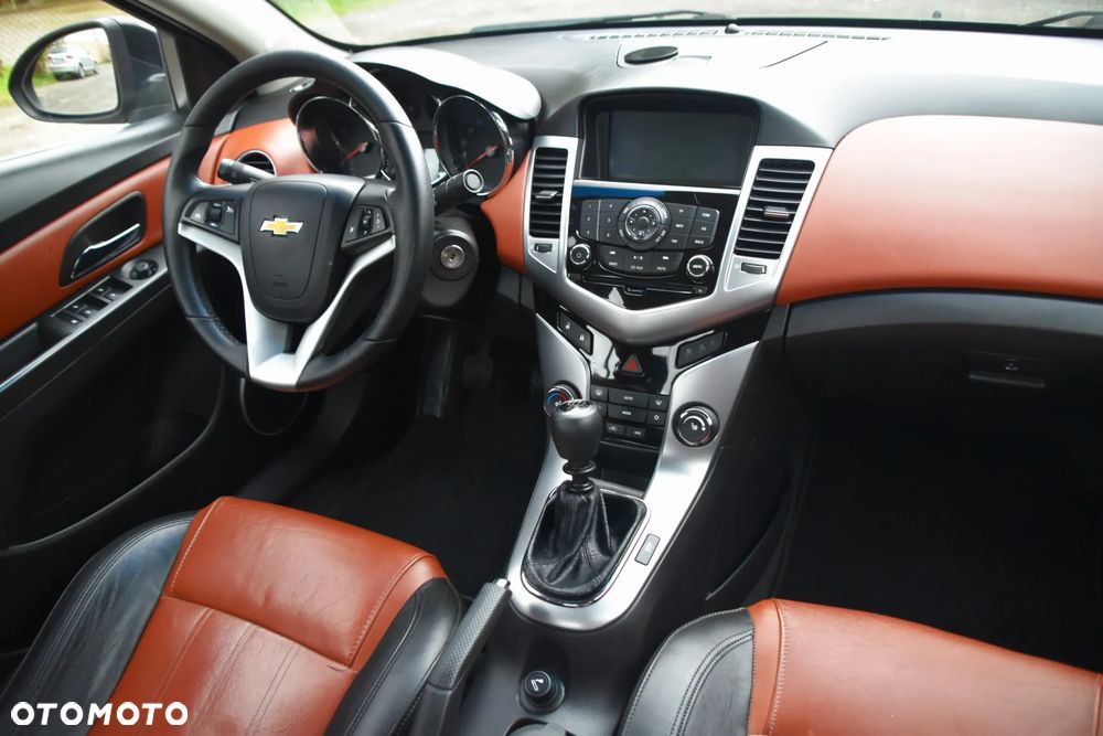 Chevrolet Cruze 1.8 LT+ - 5