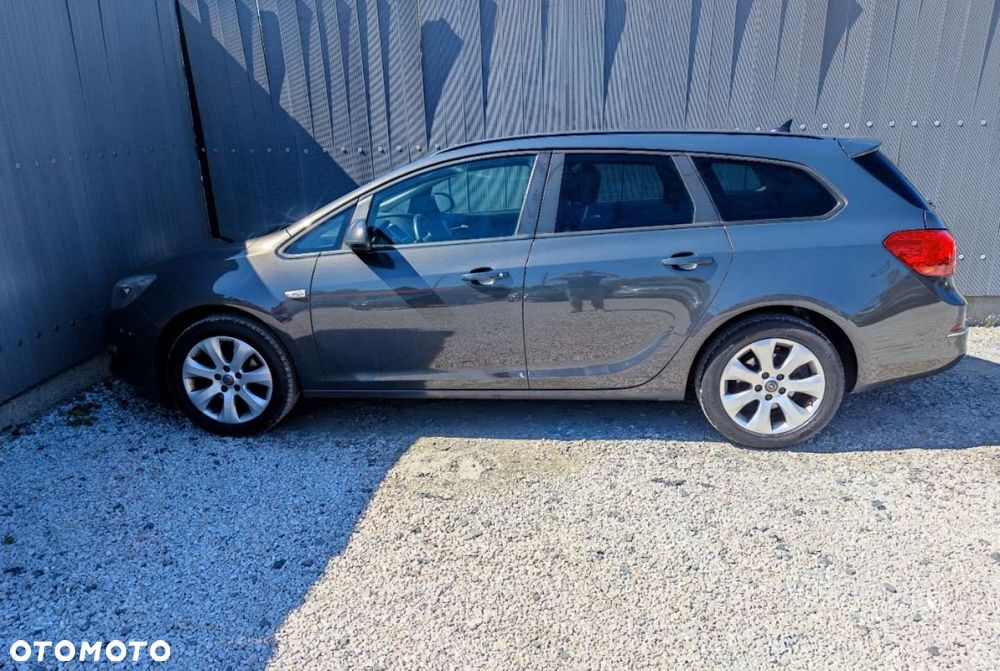 Opel Astra 1.6 CDTI DPF ecoFLEX Sports TourerStart/Stop Exklusiv - 8