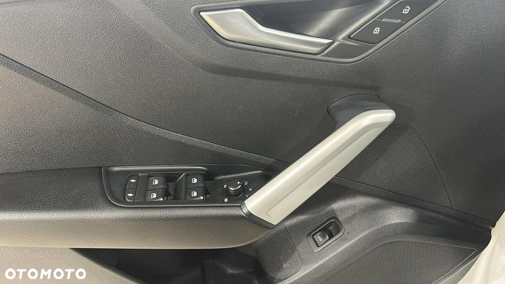 Audi Q2 35 TFSI S tronic - 12