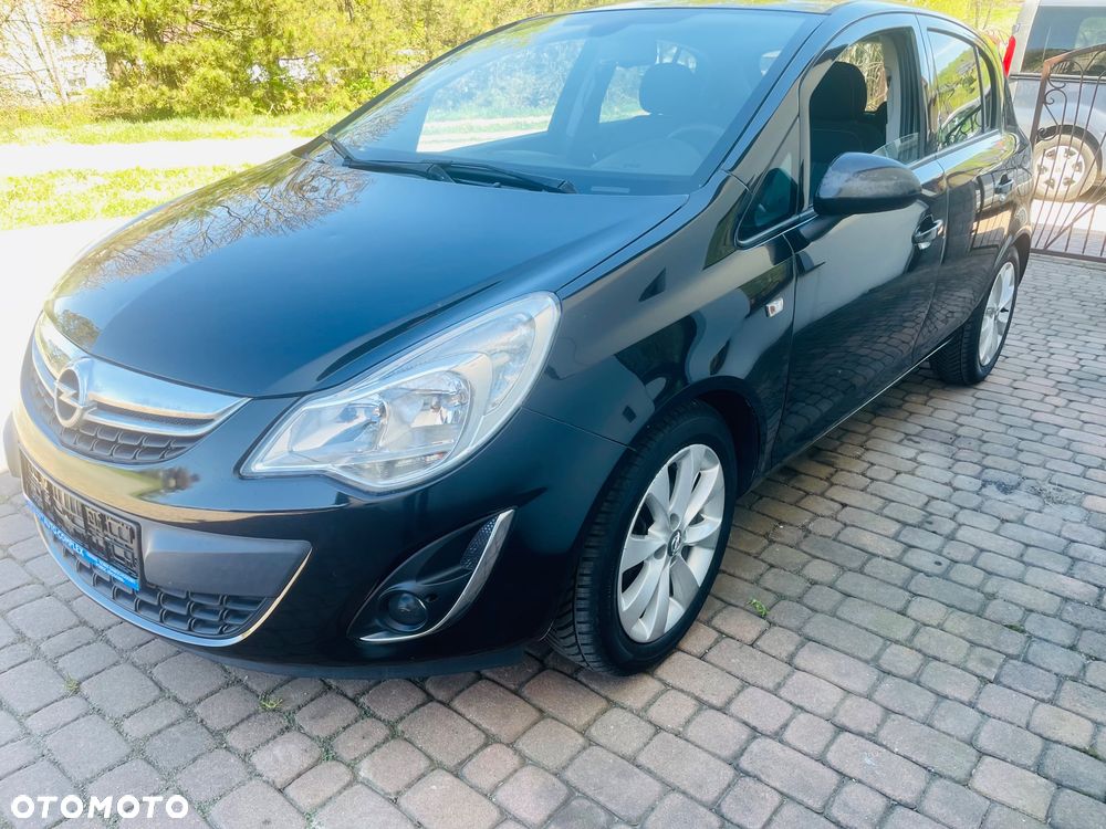 Opel Corsa 1.2 16V Cosmo - 10