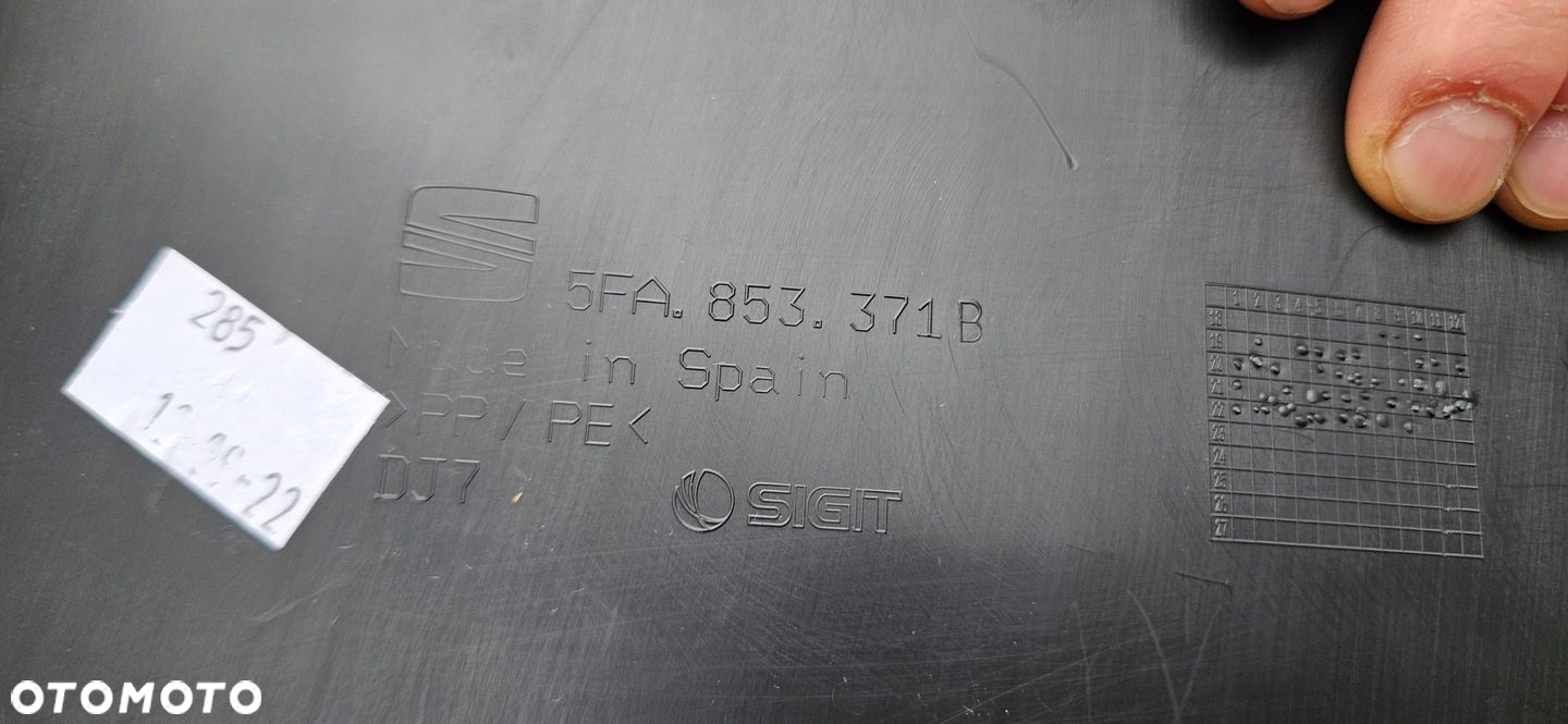 CUPRA FORMENTOR VZ TAPICERKA OSŁONA PROGU LEWA 5FA853371B - 5