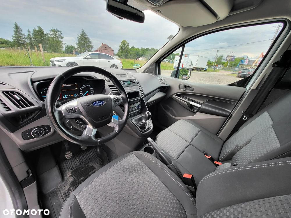 Ford Transit Connect - 8
