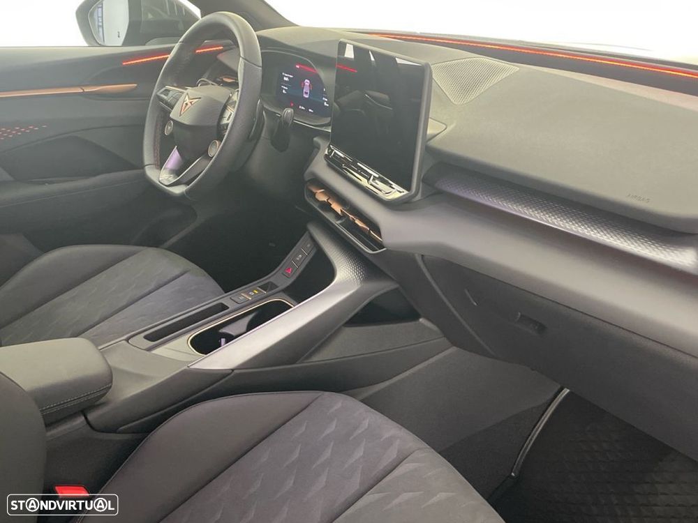 Cupra Terramar 1.5 e-Hybrid DSG - 22