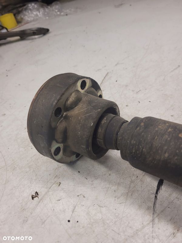 WAŁ NAPĘDOWY AUDI Q7 4L 7L6521101H - 3