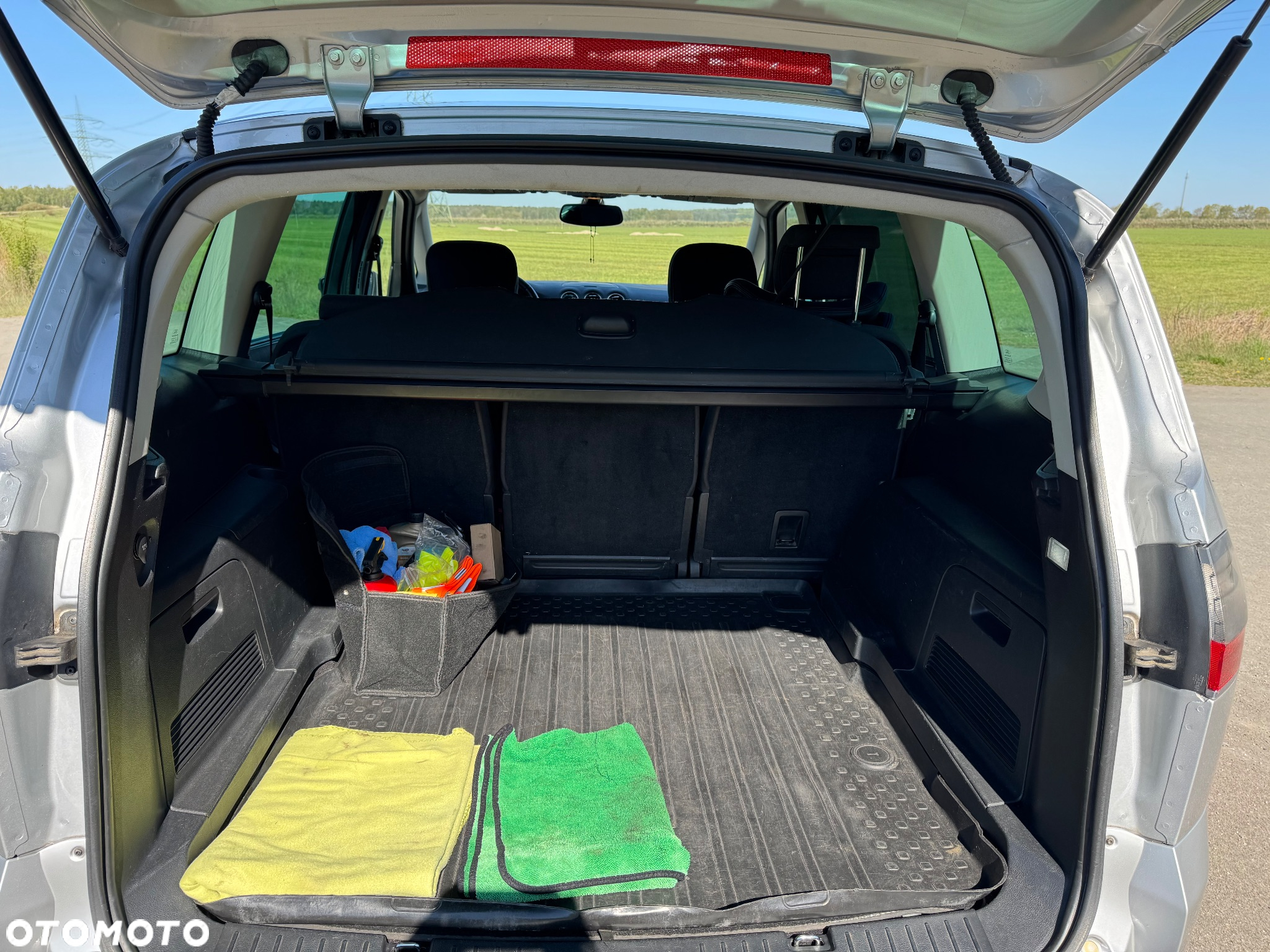 Ford S-Max - 13