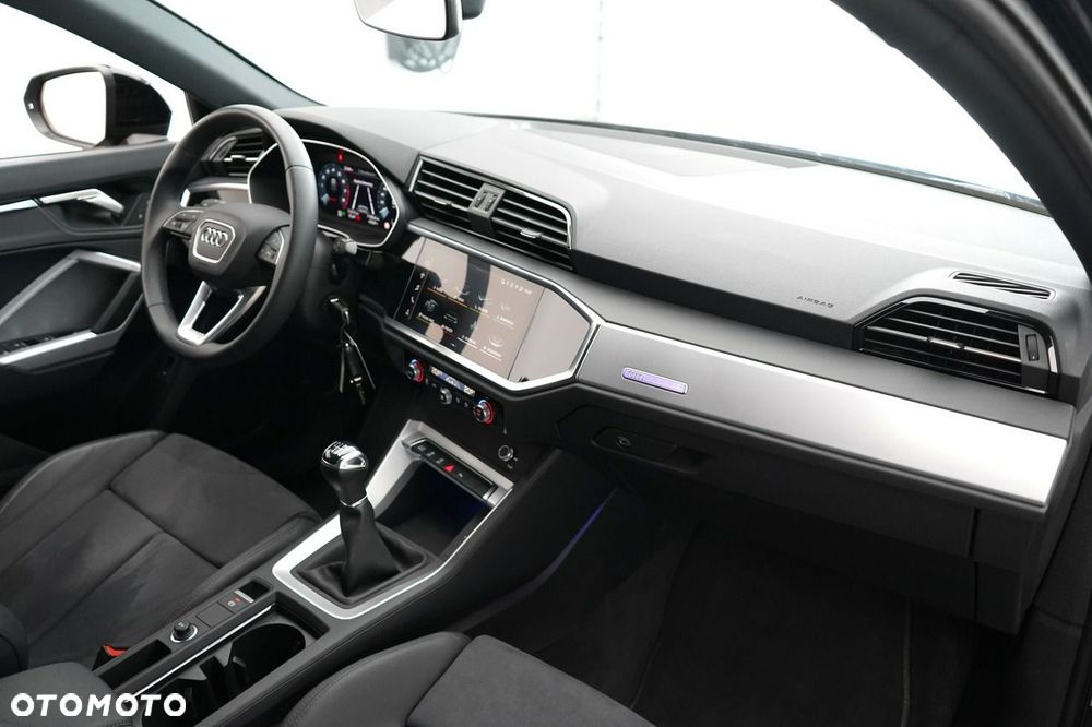 Audi Q3 Sportback - 27
