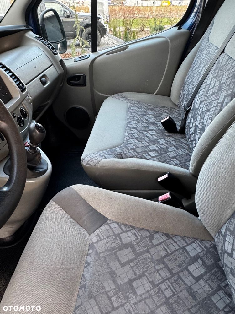 Opel Vivaro - 9