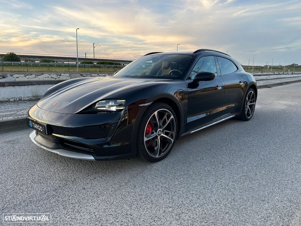 Porsche Taycan Cross Turismo 4S - 5