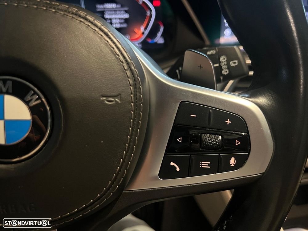 BMW X5 30 d xDrive Pack M 50 anos - 28