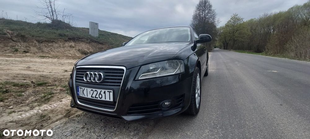 Audi A3 Sportback - 1