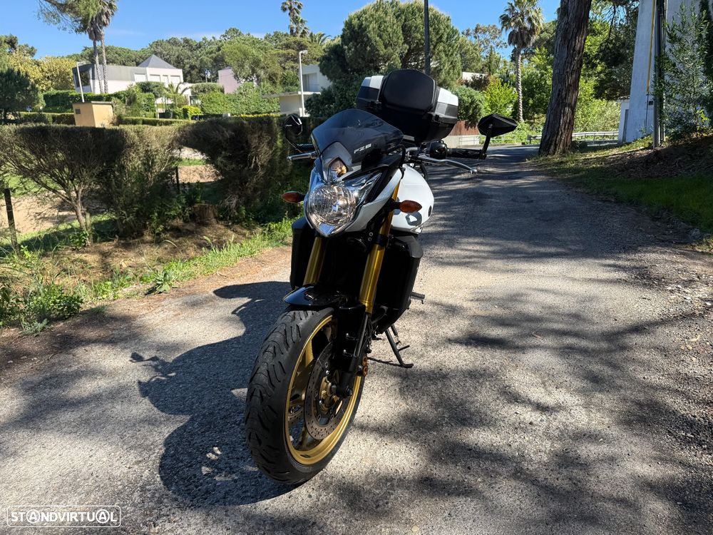 Yamaha FZ 8 N - 4