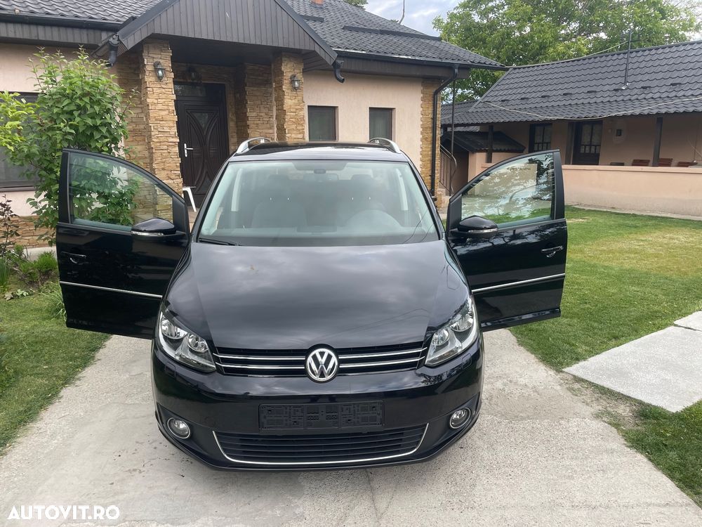 Volkswagen Touran - 10