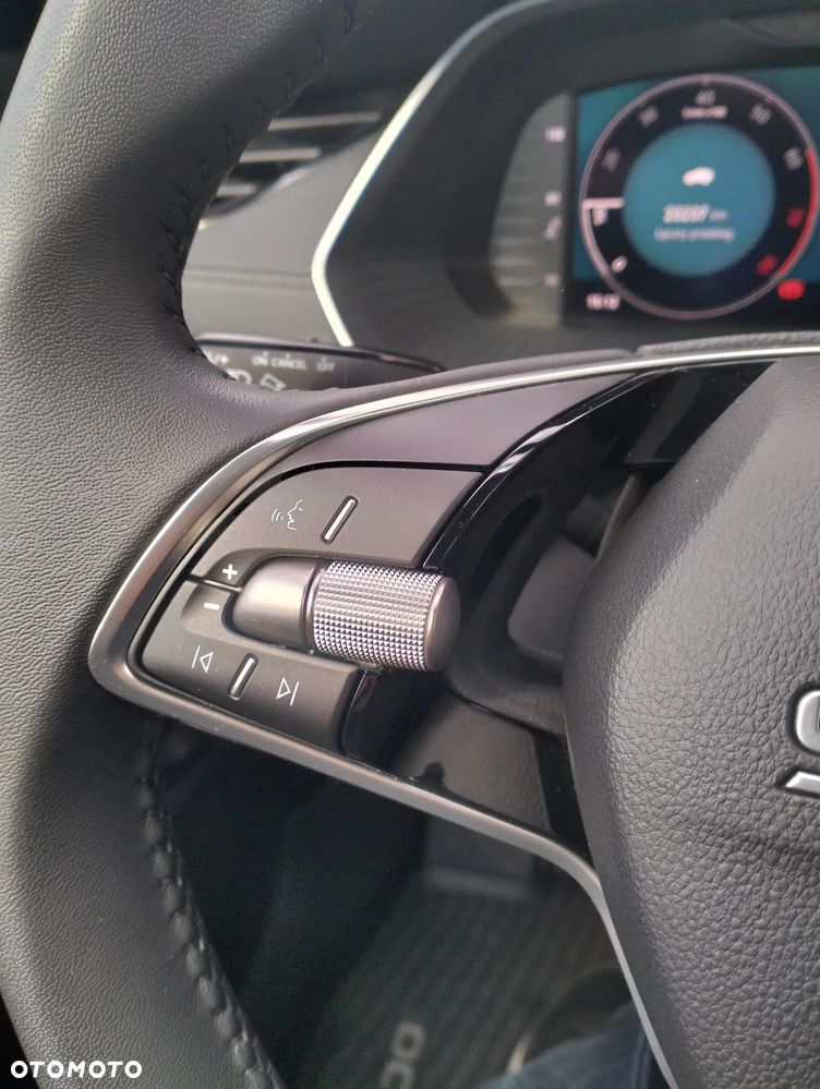 Skoda Octavia 1.5 TSI Selection - 12